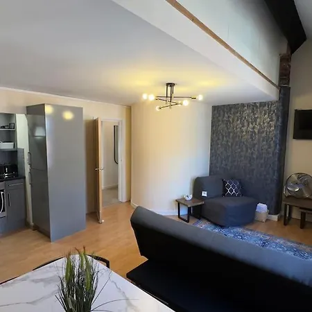 Cosy 2 Bed In The Heart Of Leeds * ليدز